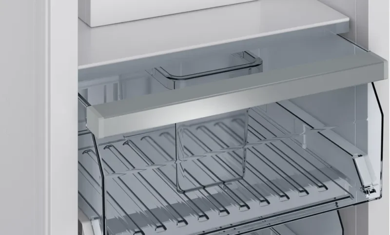 FI24NP33 iQ700 Ankastre Derin Dondurucu 212.5 x 60.3 cm Düz Menteşe