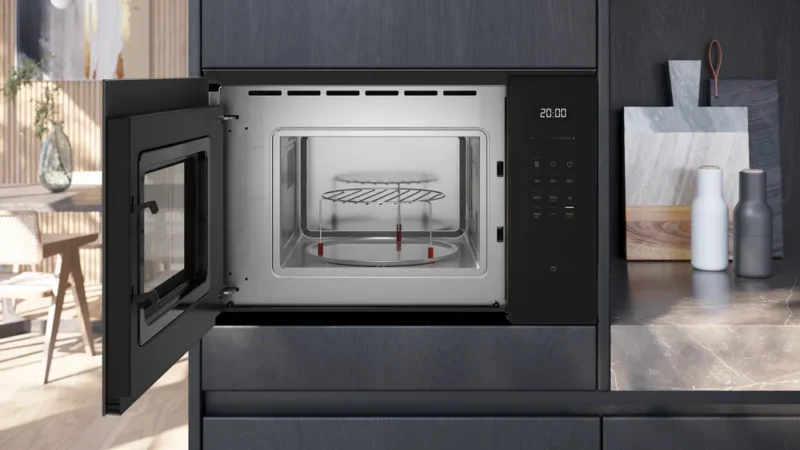 BE525LMB2 iQ500 Built-In Microwave with grill Siyah